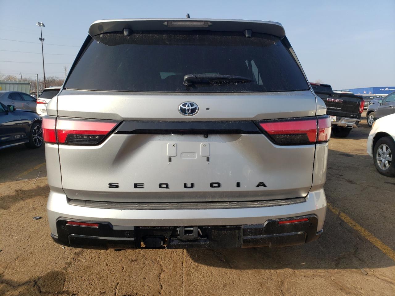 2023 TOYOTA SEQUOIA SR - Image 6