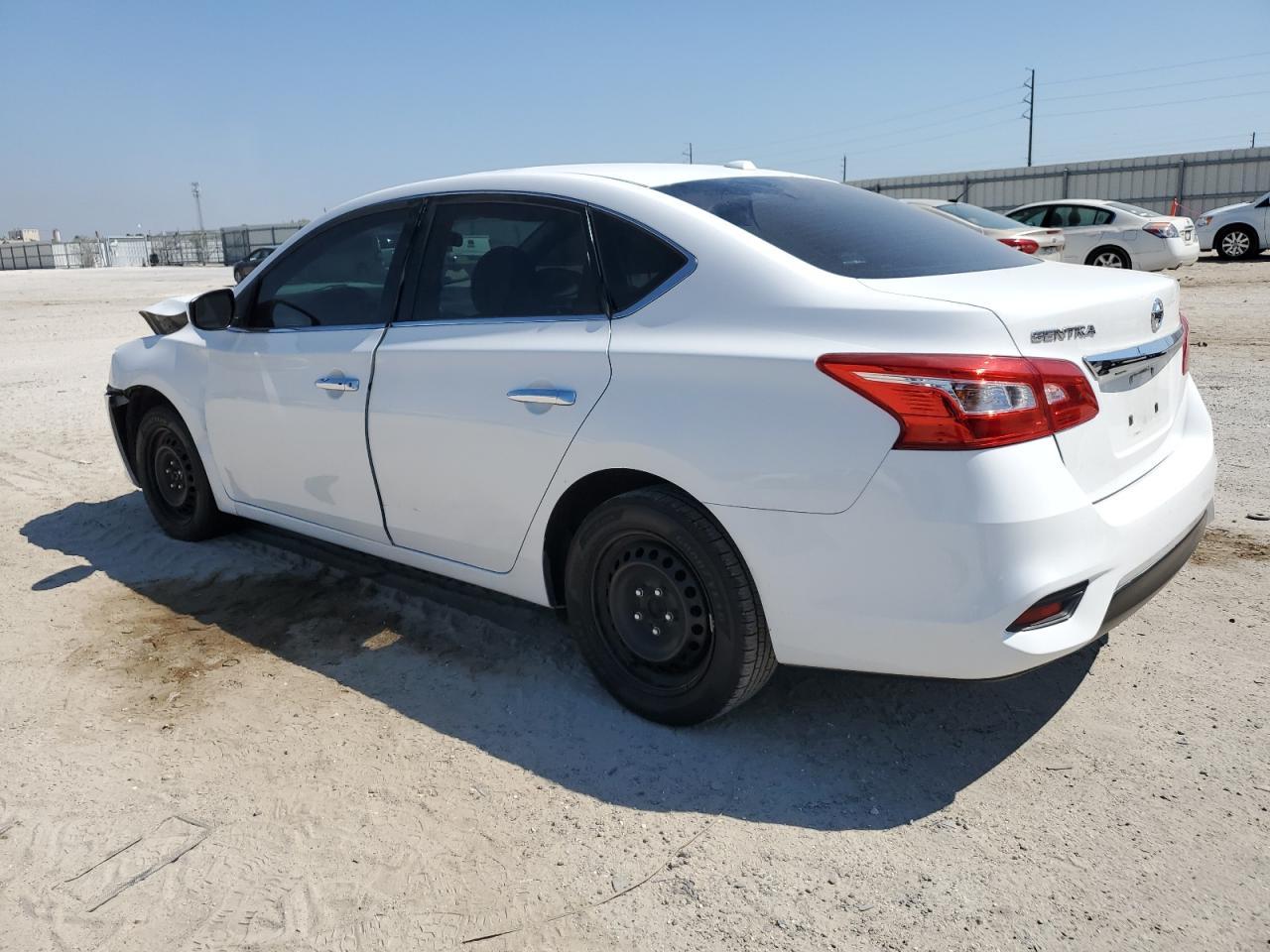 2017 NISSAN SENTRA S - Фото 2