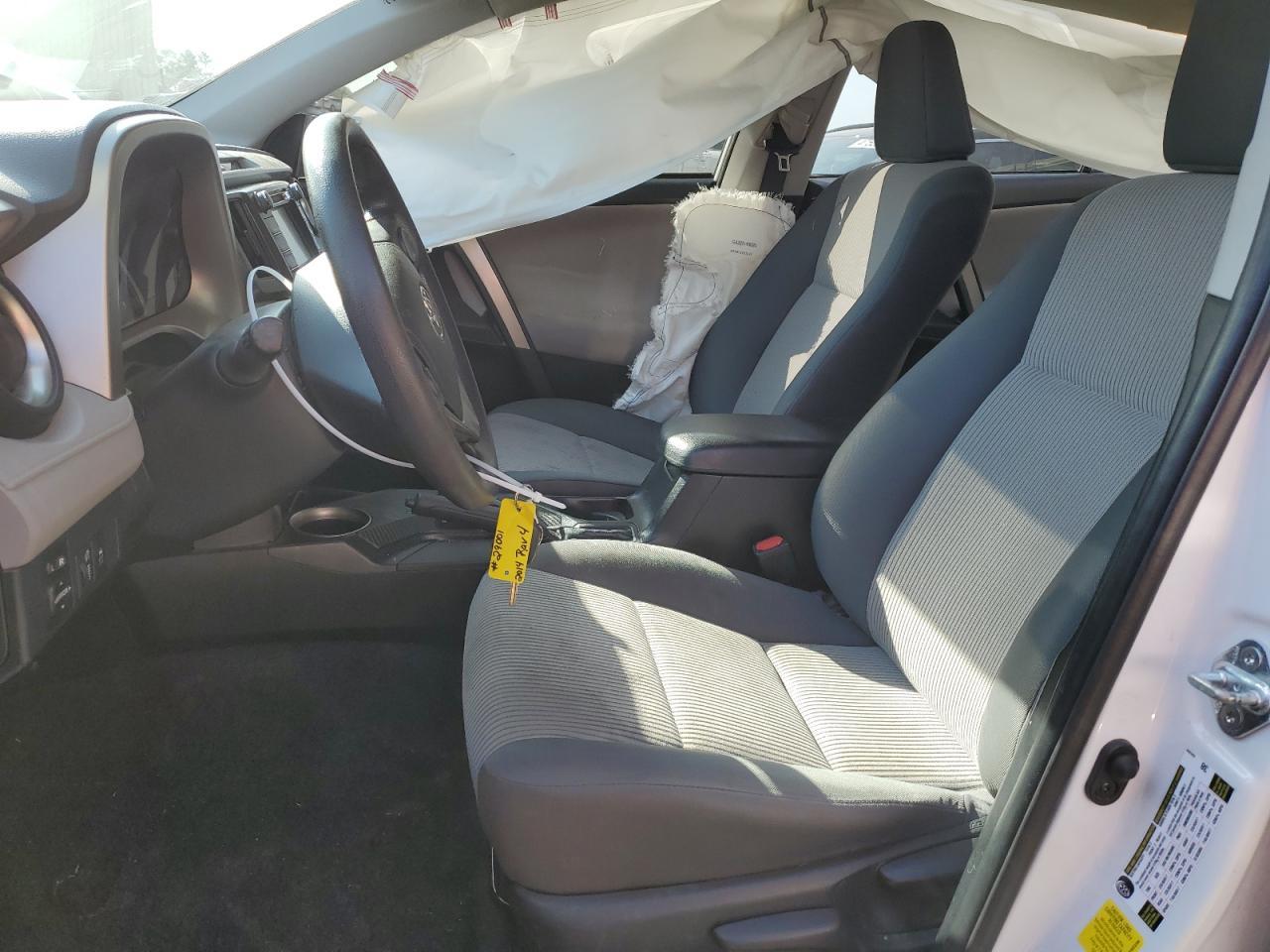 2014 TOYOTA RAV4 LE - Фото 7