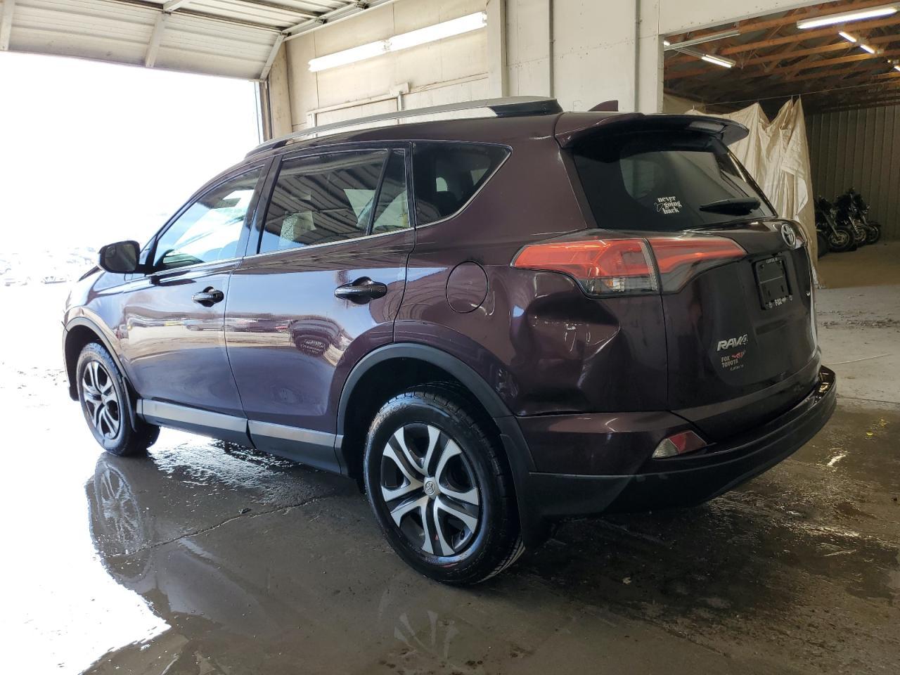 2016 TOYOTA RAV4 LE - Фото 2