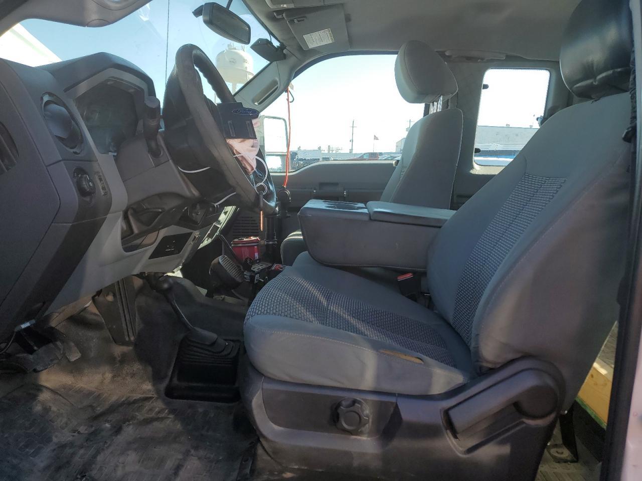 2015 FORD F250 SUPER - Фото 7