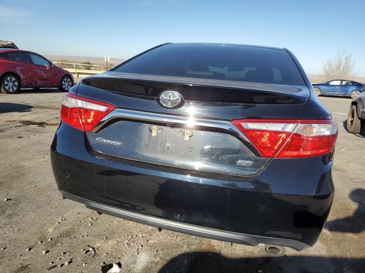 2016 TOYOTA CAMRY LE - Фото 6