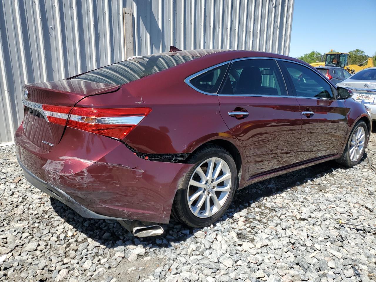 2015 TOYOTA AVALON XLE - Image 3