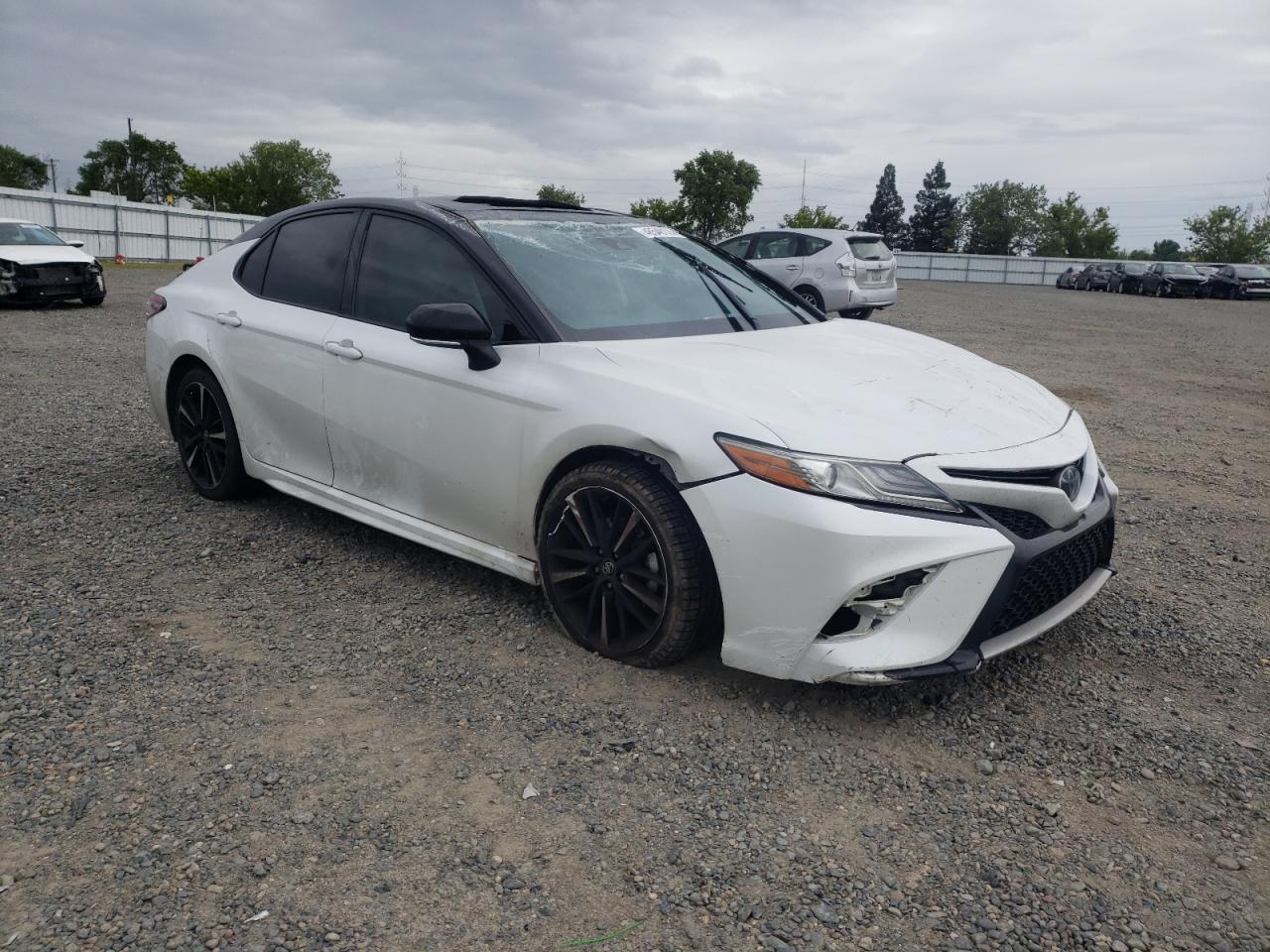 2019 TOYOTA CAMRY XSE - Фото 4