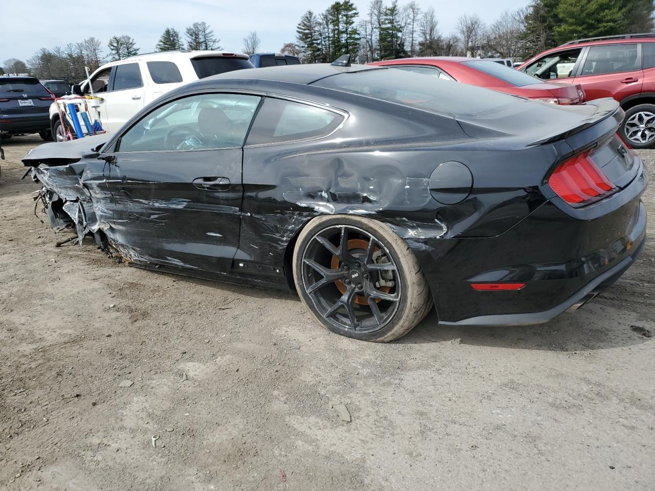 2021 FORD MUSTANG GT - Фото 2