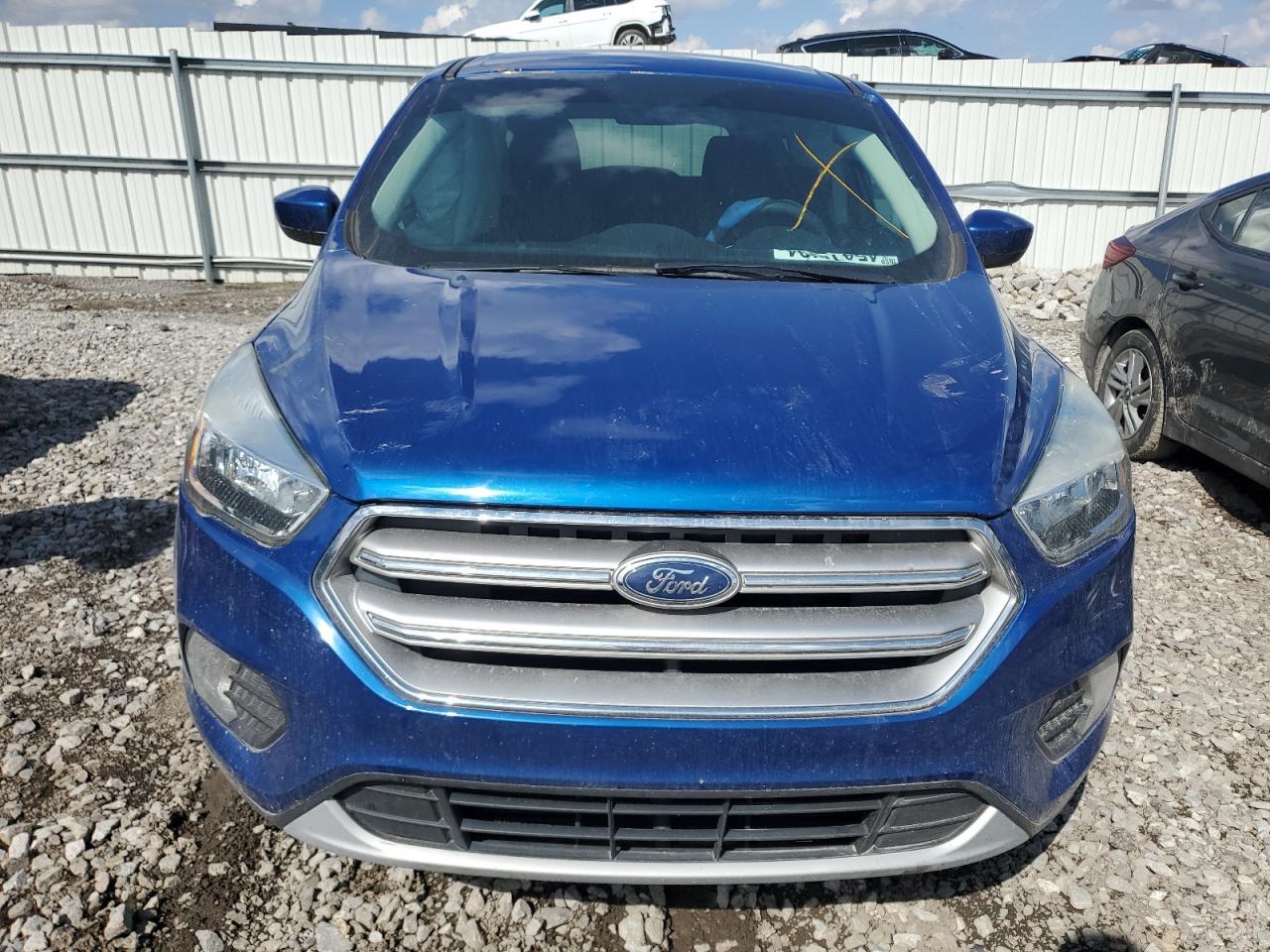 2017 FORD ESCAPE SE - Фото 5
