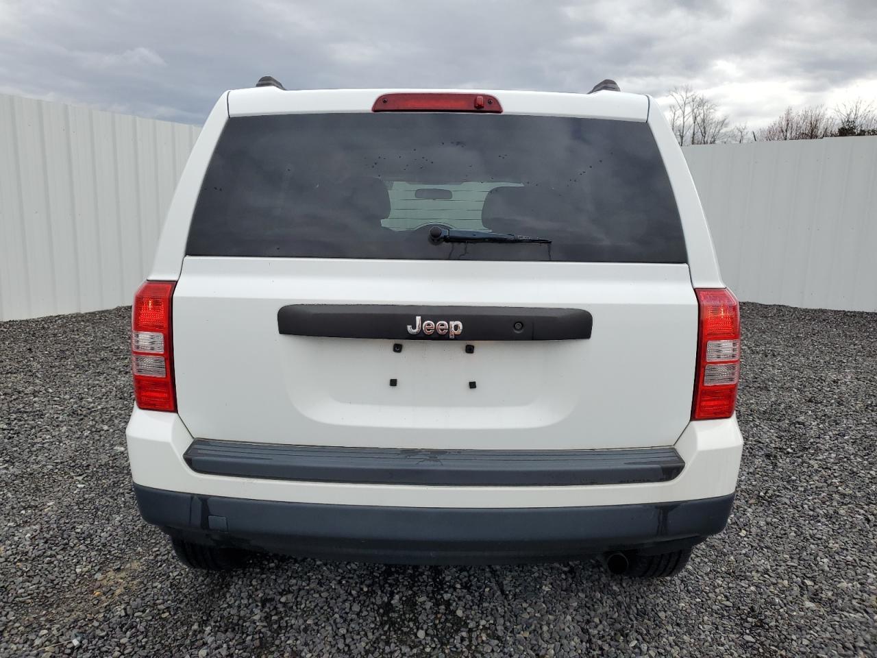 2014 JEEP PATRIOT SP - Image 6