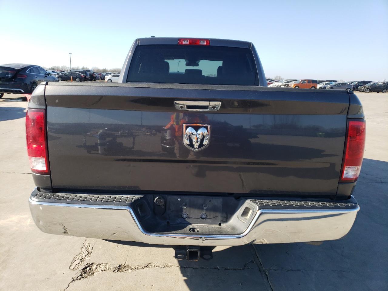 2018 RAM 1500 ST - Image 6