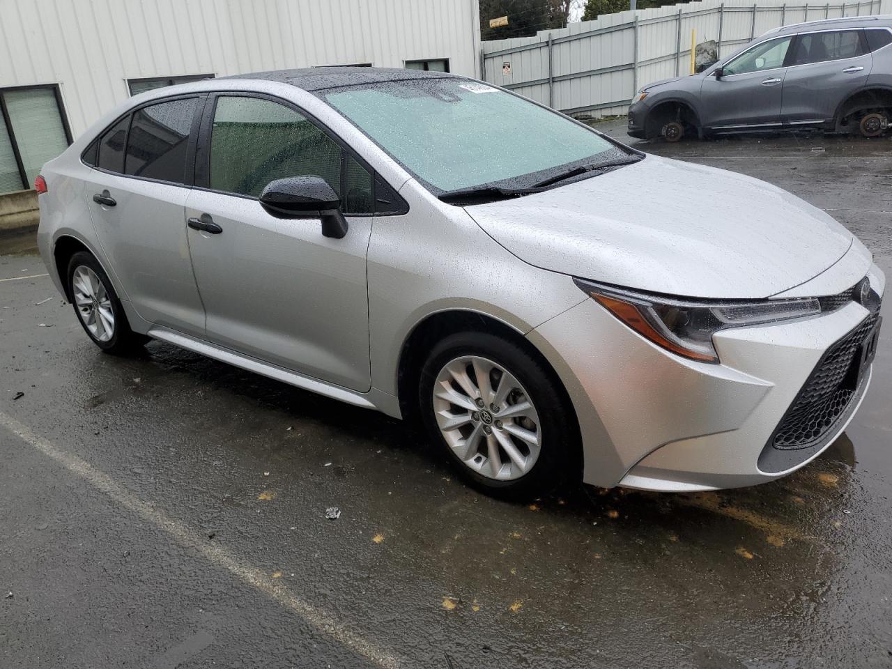 2020 TOYOTA COROLLA LE - Фото 4