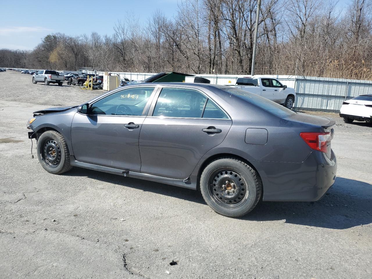 2014 TOYOTA CAMRY L - Image 2