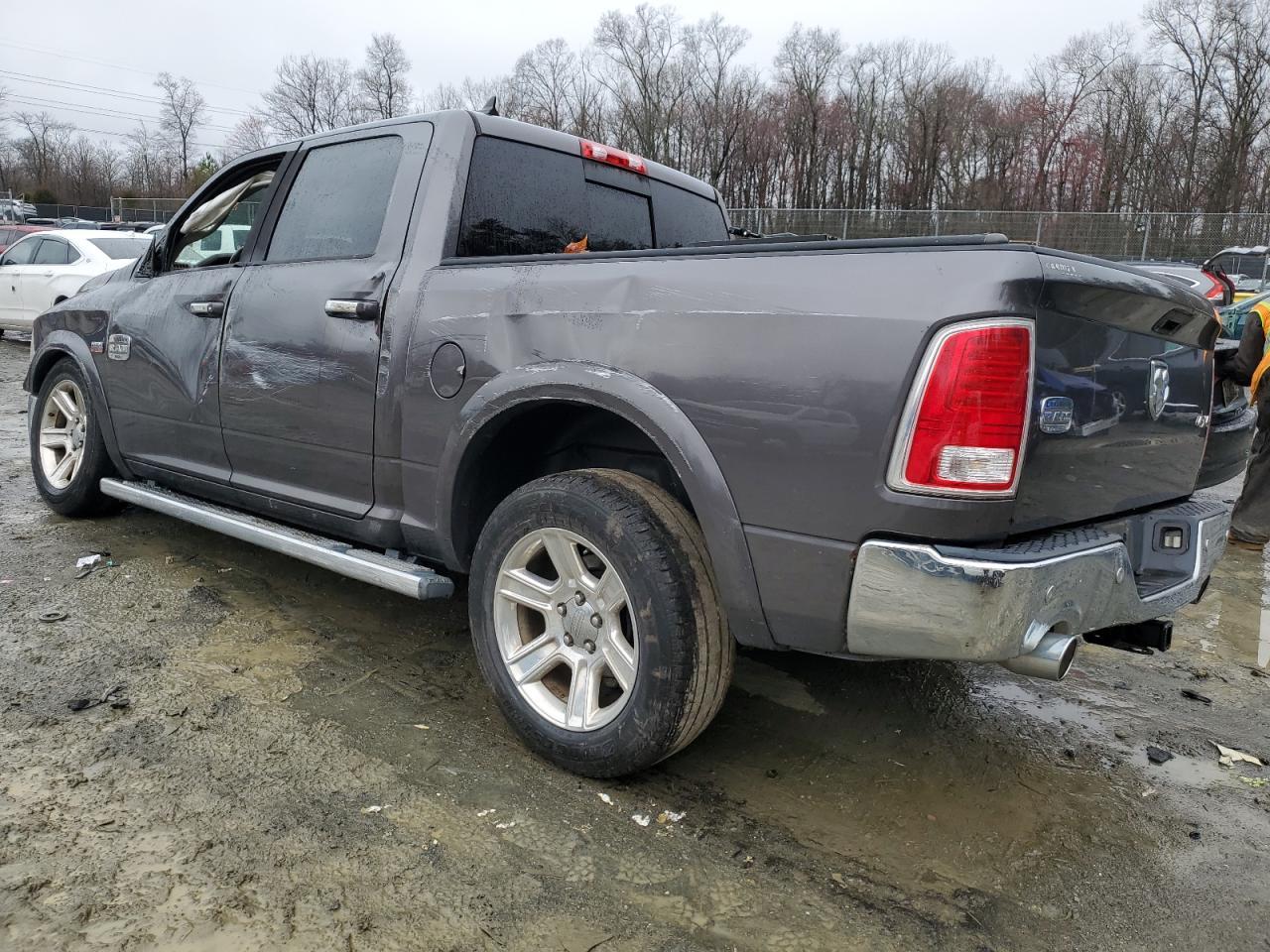 2015 RAM 1500 LONGH - Фото 2