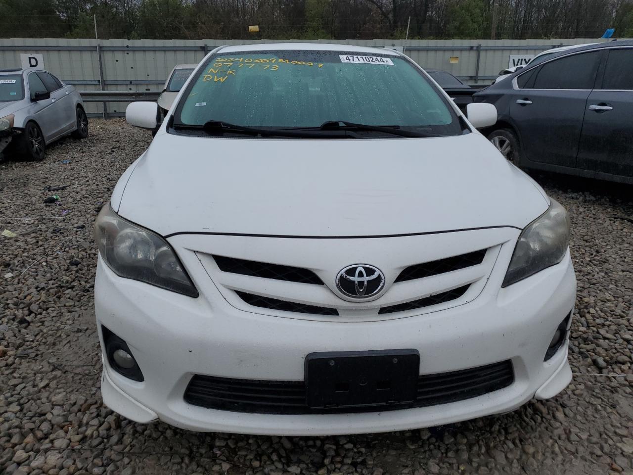 2013 TOYOTA COROLLA BA - Фото 5