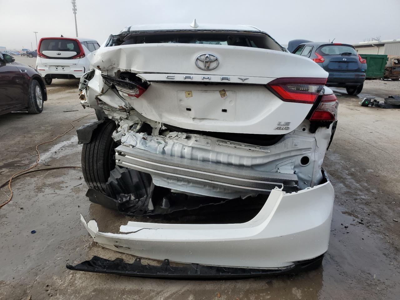 2023 TOYOTA CAMRY LE - Фото 6