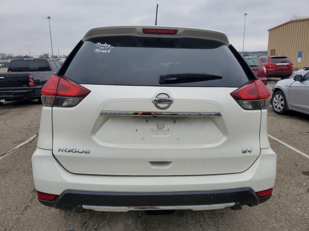 2016 NISSAN ROGUE S - Фото 6