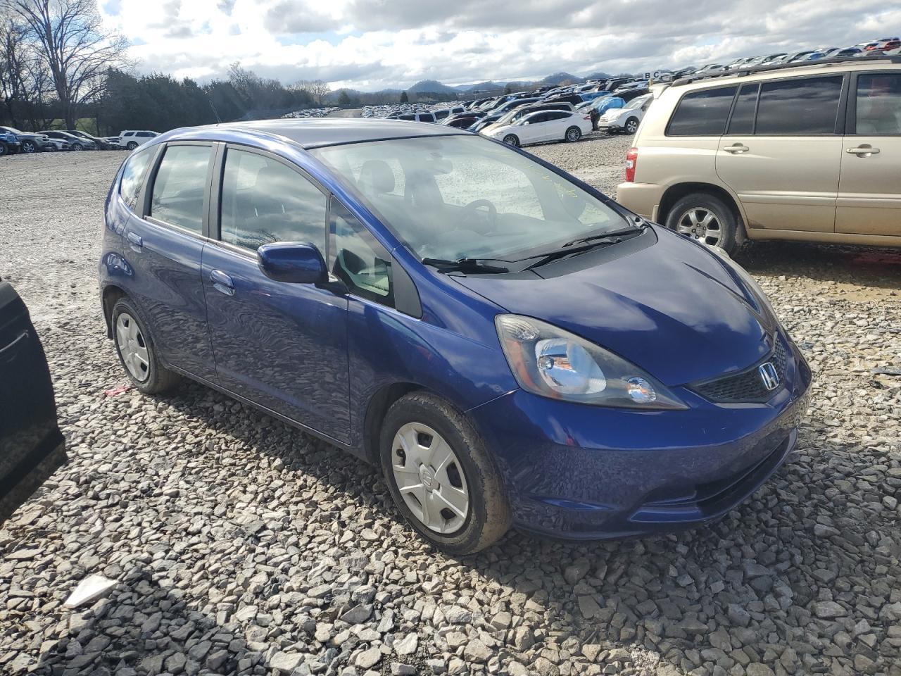 2013 HONDA FIT - Фото 4