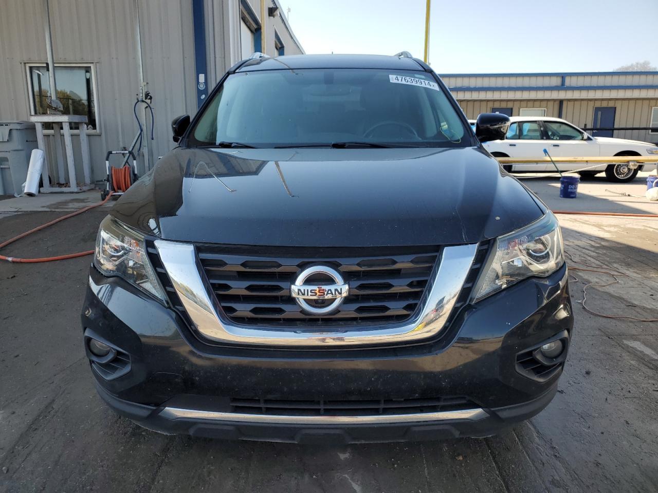 2017 NISSAN PATHFINDER - Фото 5