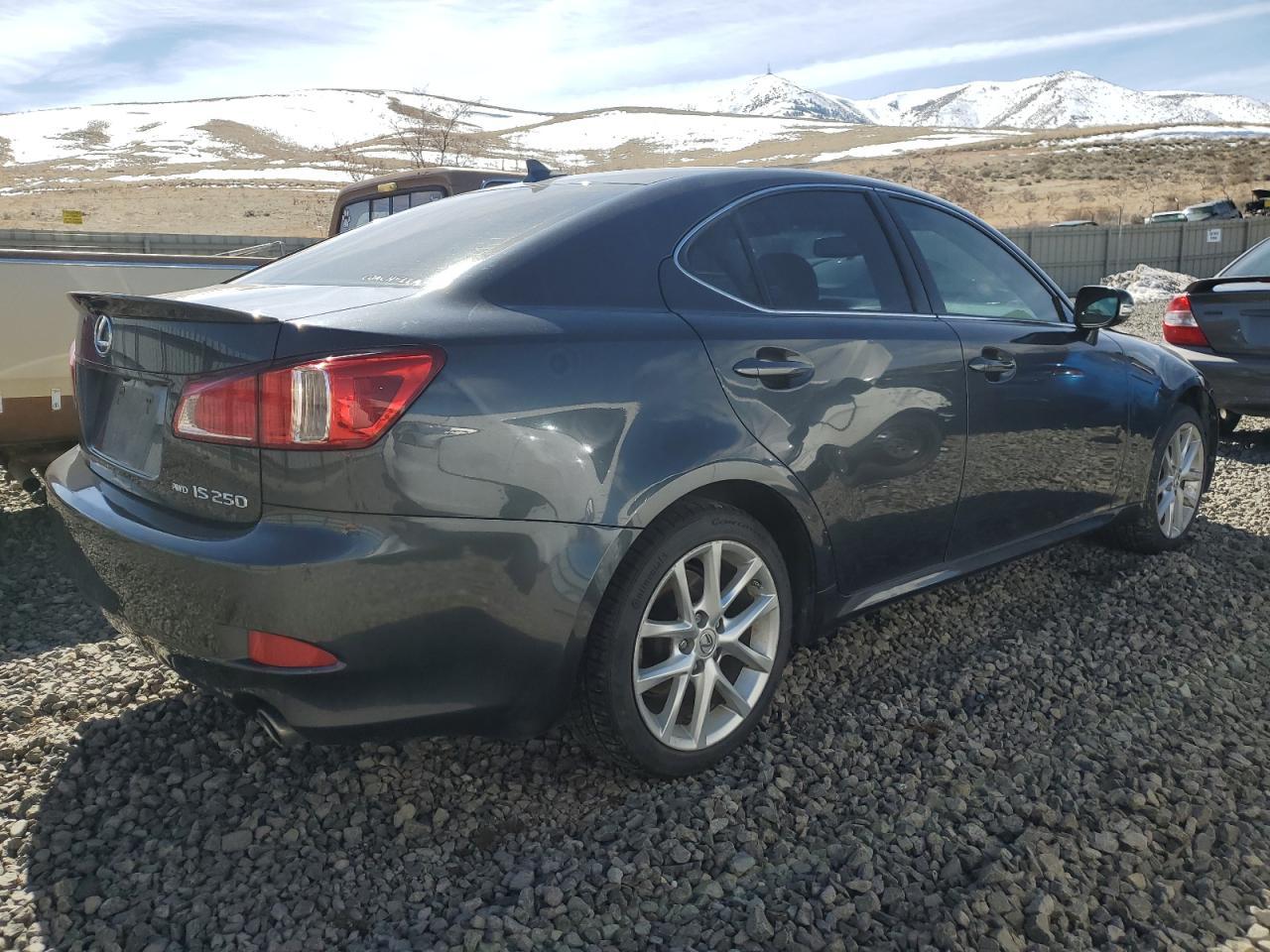 2011 LEXUS IS 250 - Фото 3