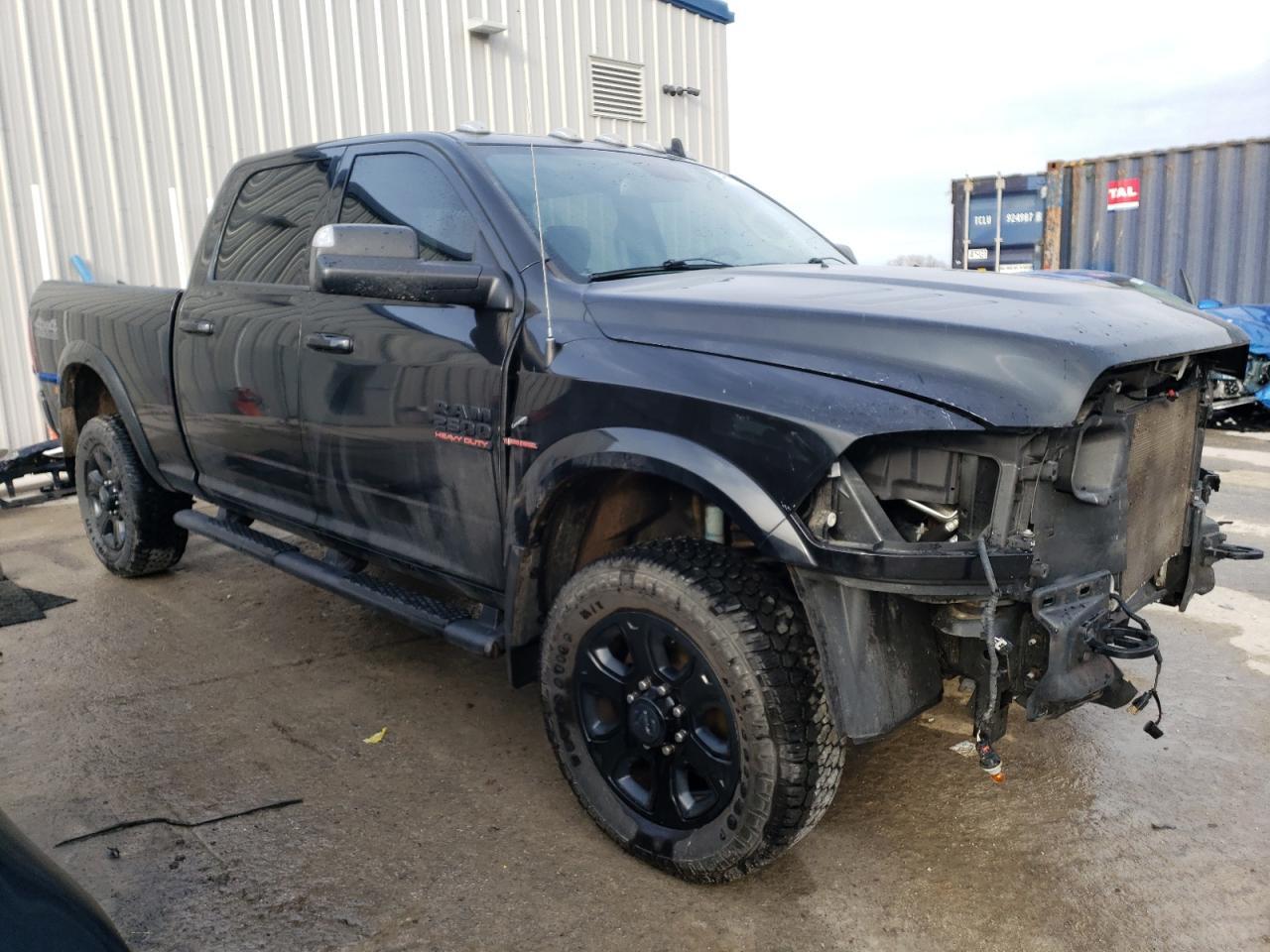 2017 RAM 2500 SLT - Image 4
