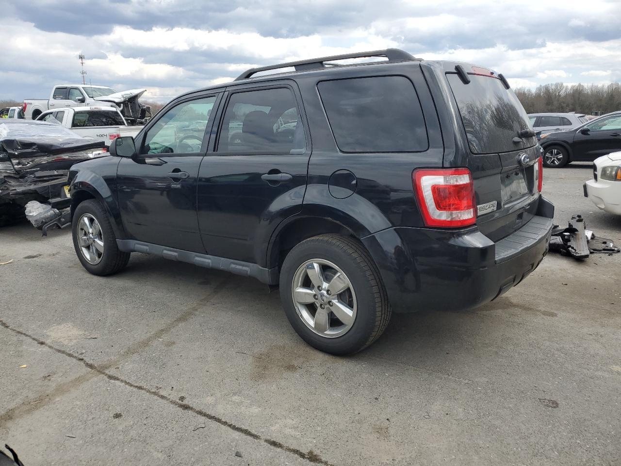 2012 FORD ESCAPE XLT - Фото 2