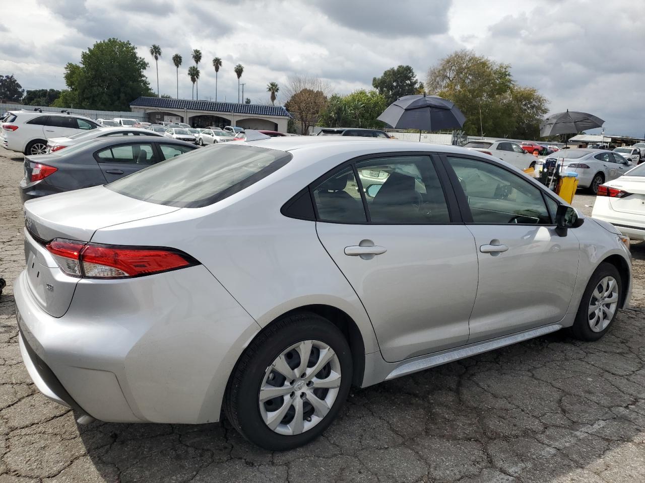 2020 TOYOTA COROLLA LE - Image 3