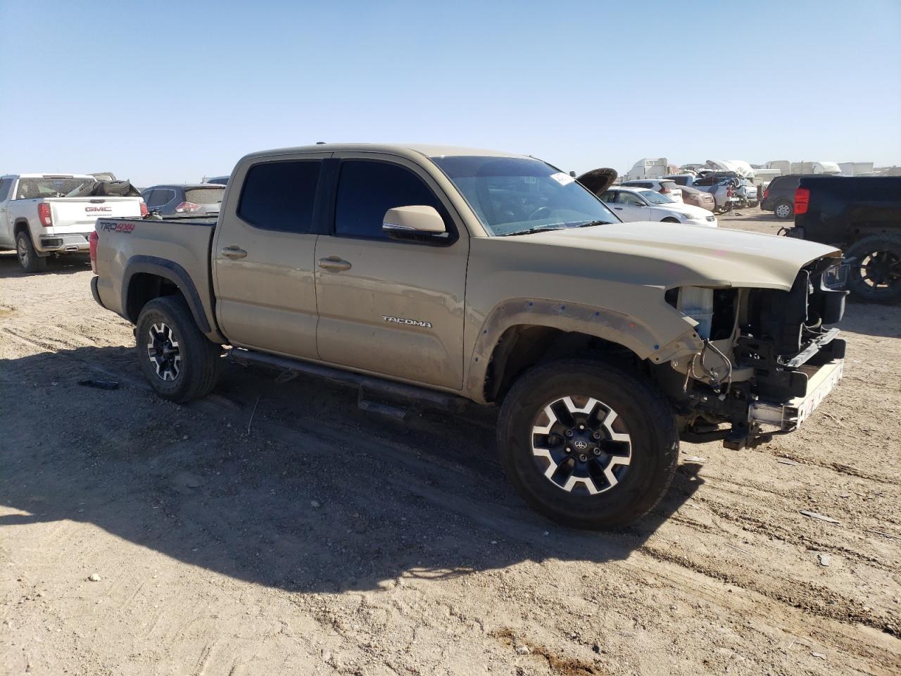 2017 TOYOTA TACOMA DOU - Фото 4