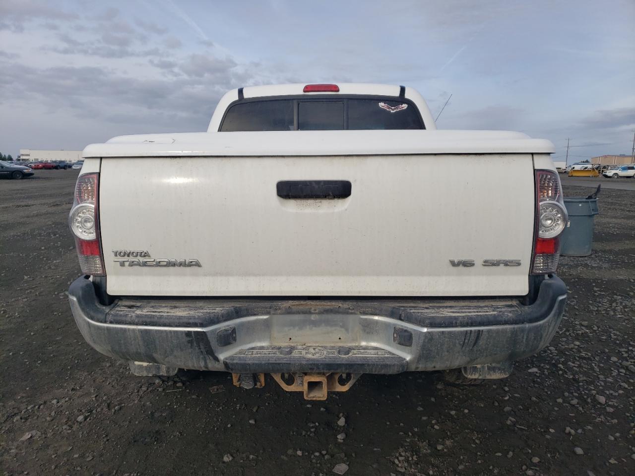 2013 TOYOTA TACOMA DOU - Image 6
