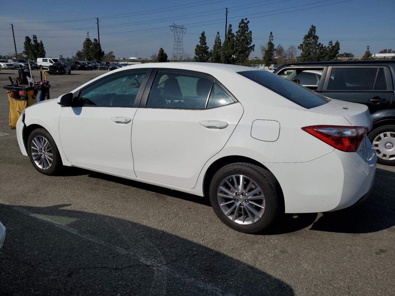 2015 TOYOTA COROLLA L - Image 2