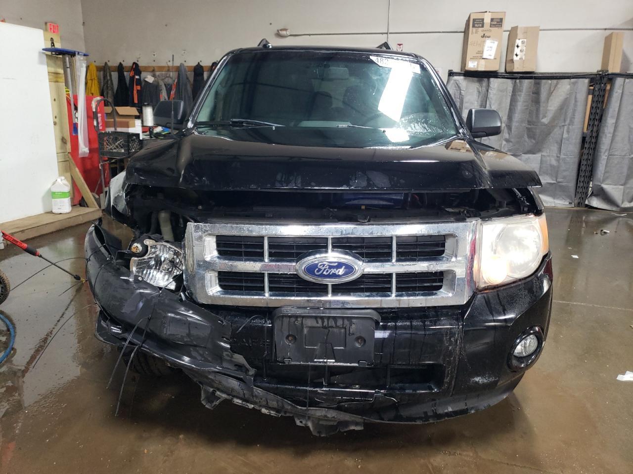2010 FORD ESCAPE XLT - Фото 5