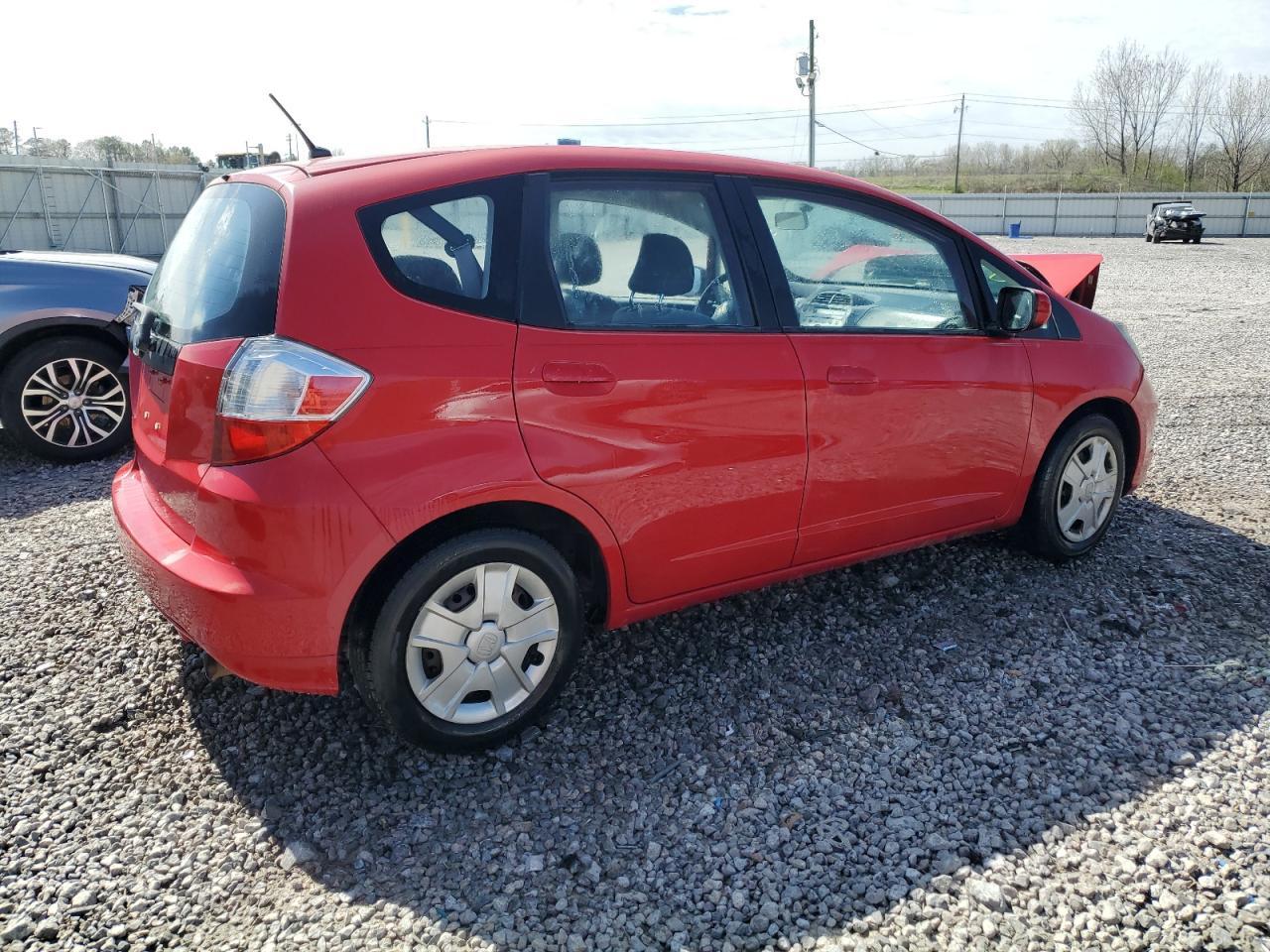 2013 HONDA FIT - Фото 3