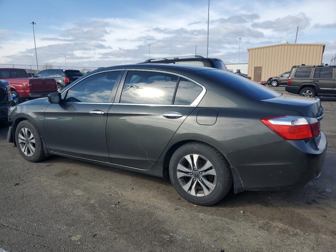 2014 HONDA ACCORD LX - Фото 2