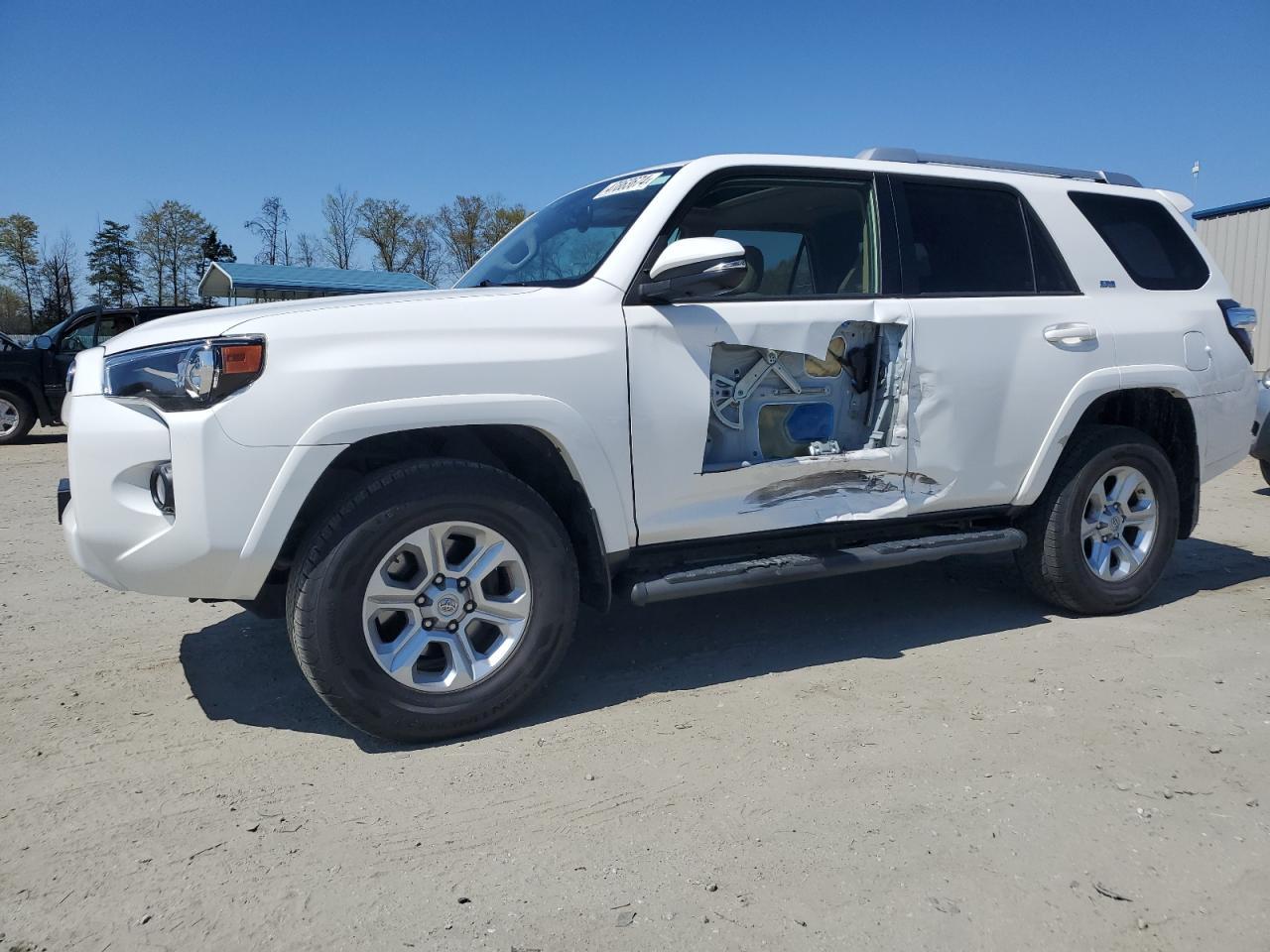 2018 TOYOTA 4RUNNER SR