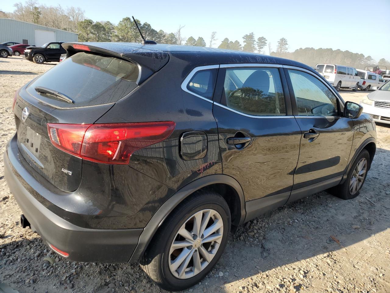 2017 NISSAN ROGUE SPOR - Image 3