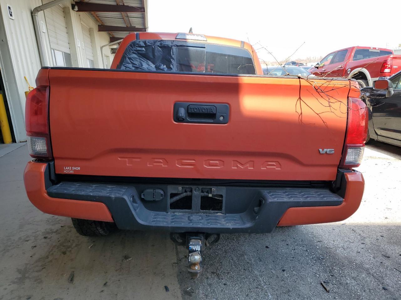 2018 TOYOTA TACOMA DOU - Image 6