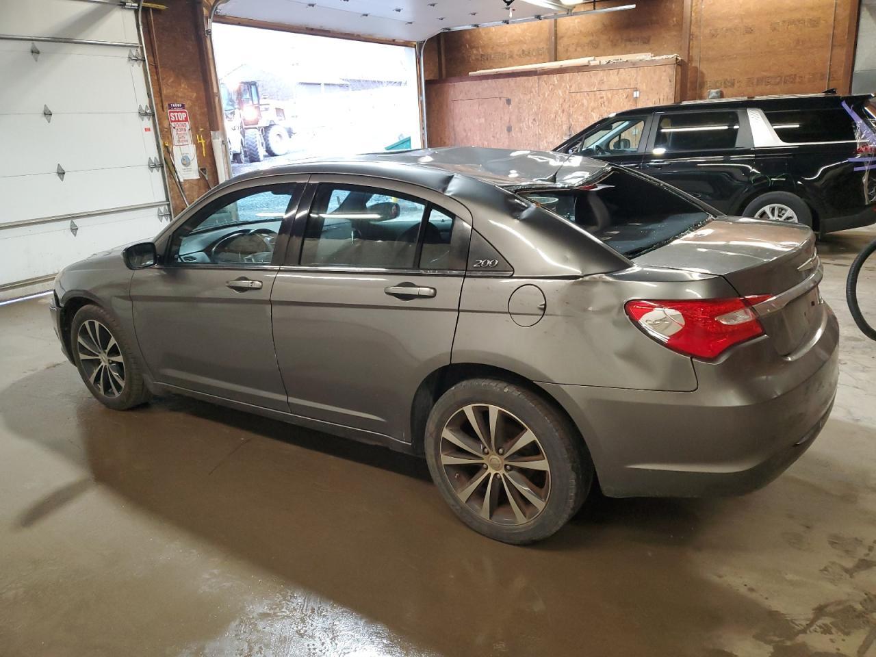 2012 CHRYSLER 200 S - Image 2