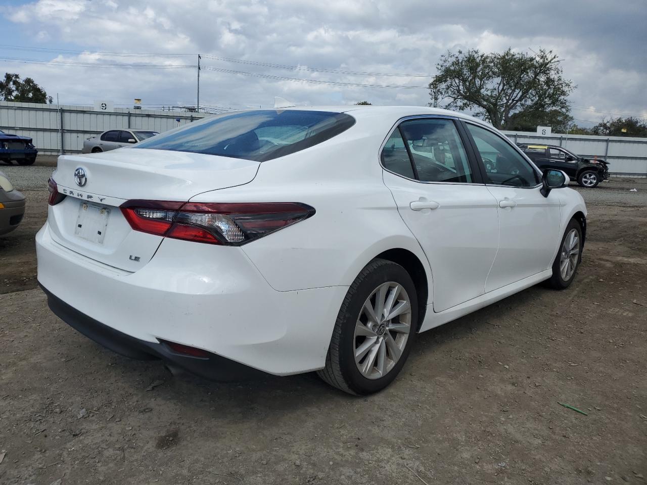 2023 TOYOTA CAMRY LE - Image 3