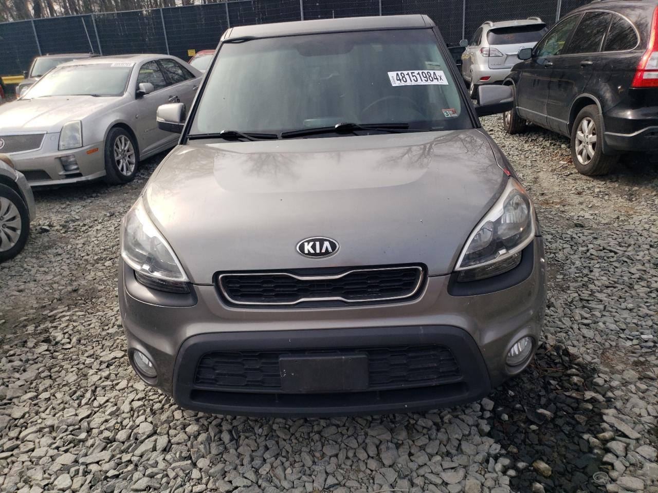 2013 KIA SOUL + - Image 5