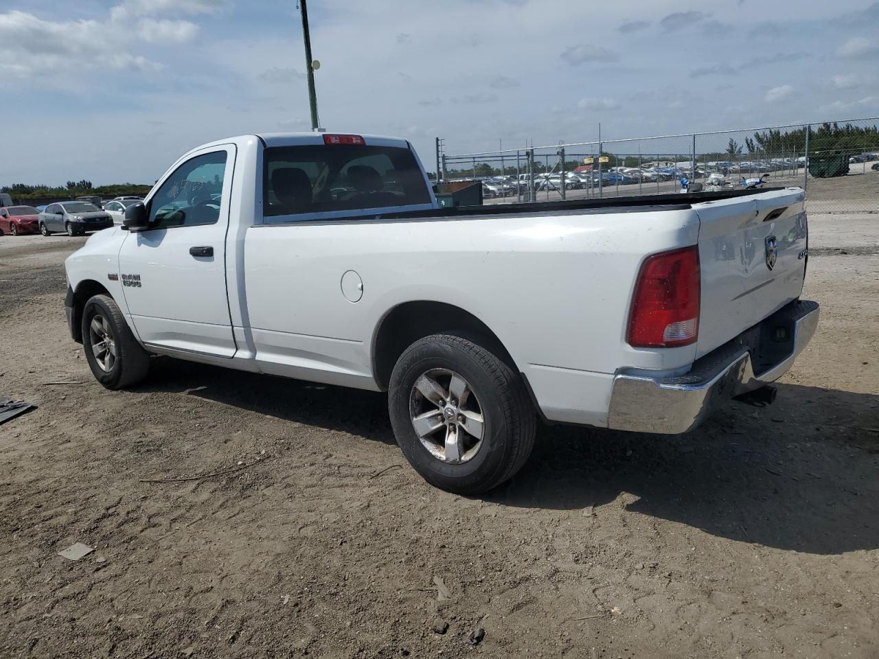 2015 RAM 1500 ST - Image 2