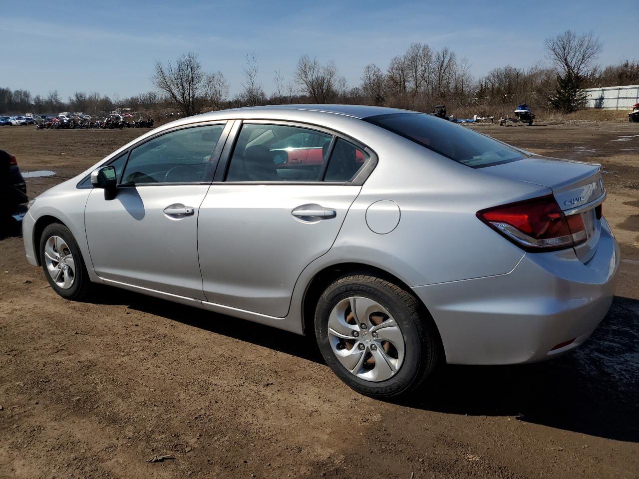 2015 HONDA CIVIC LX - Image 2