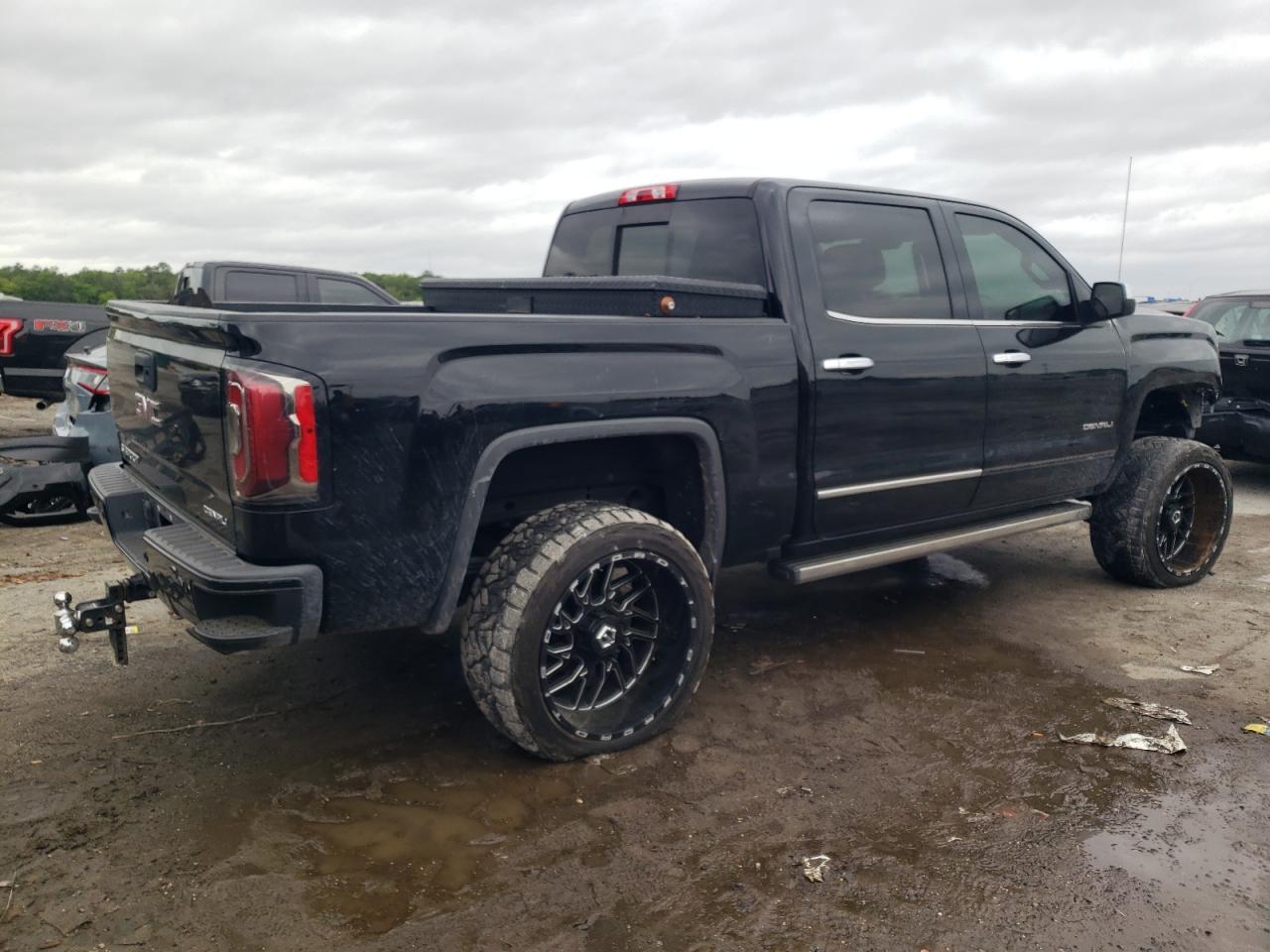 2018 GMC SIERRA K15 - Image 3