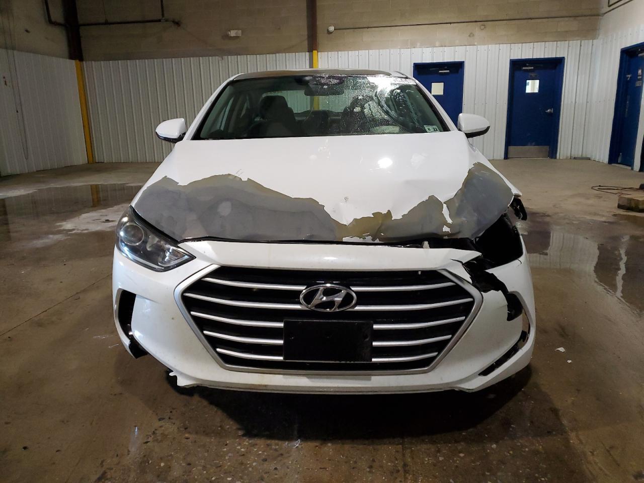 2017 HYUNDAI ELANTRA SE - Фото 5
