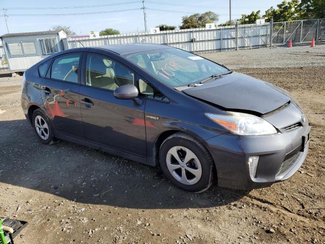 2013 Toyota Prius Two - Фото 4