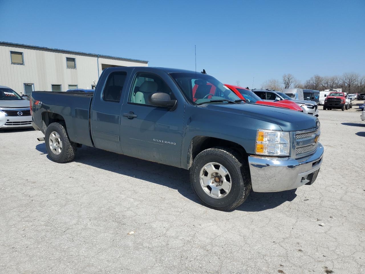 2013 CHEVROLET SILVERADO - Фото 4