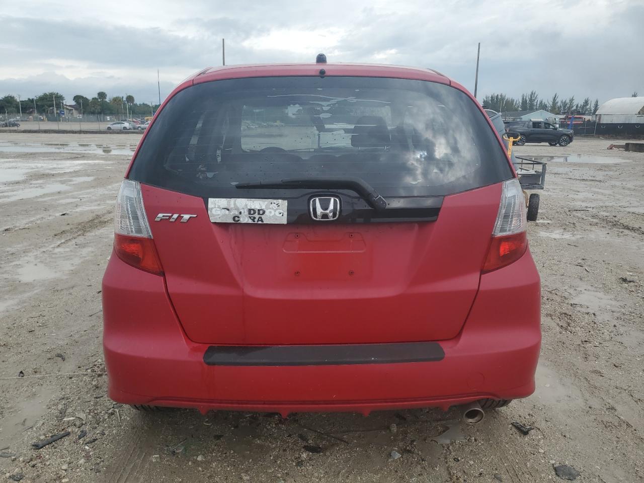 2011 HONDA FIT SPORT - Image 6