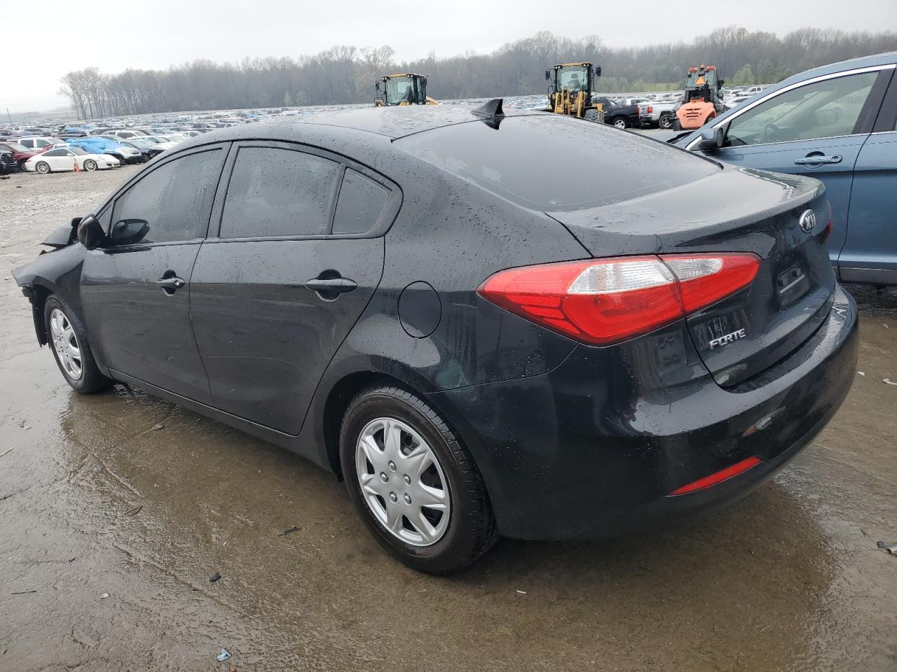 2015 KIA FORTE LX - Фото 2