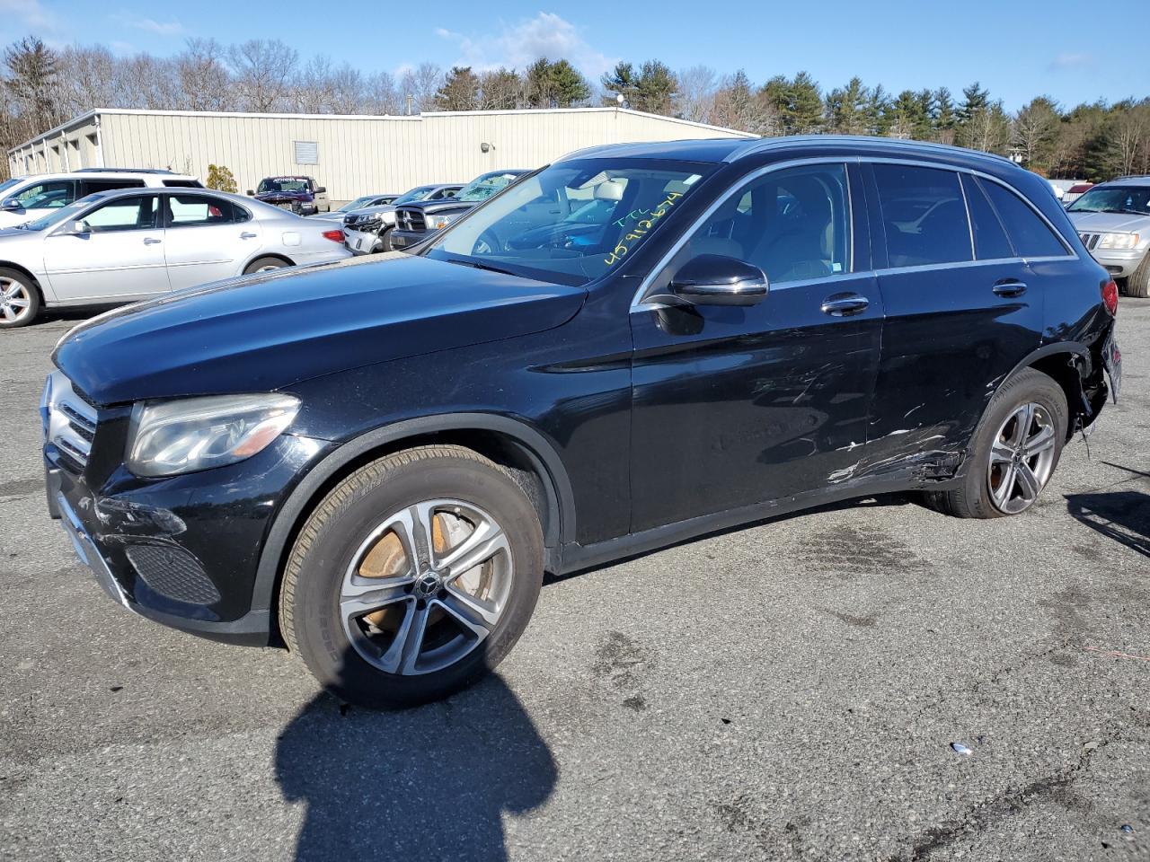 2019 MERCEDES-BENZ GLC 300 4M