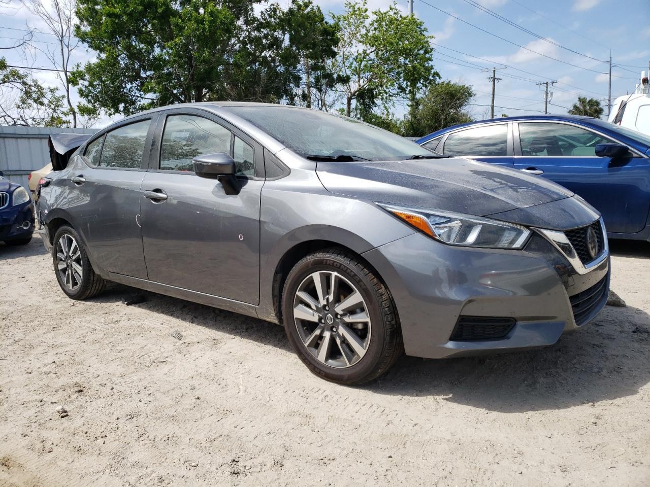 2021 NISSAN VERSA SV - Image 4