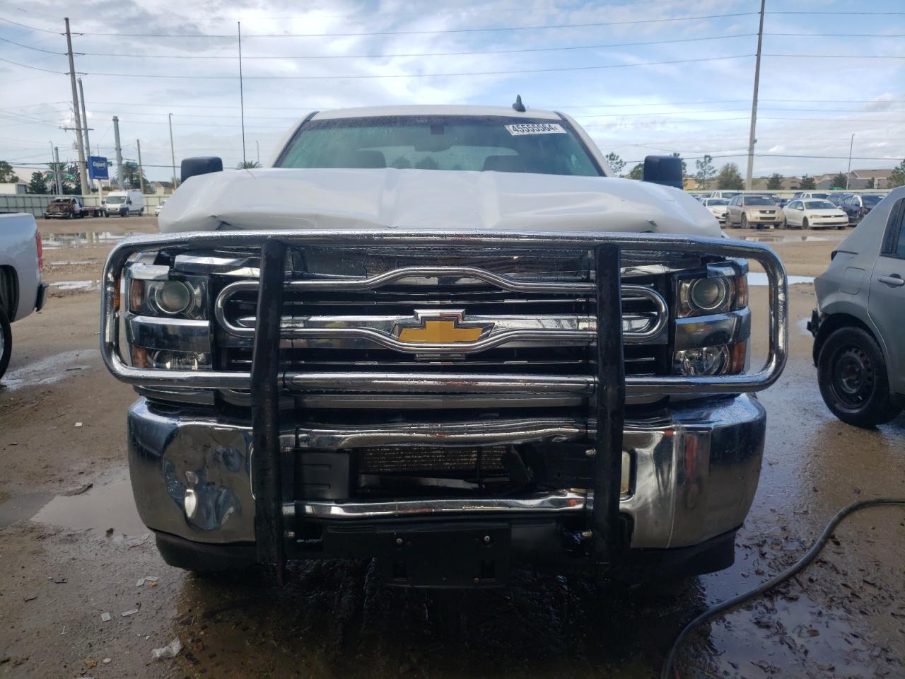 2017 CHEVROLET SILVERADO - Image 5