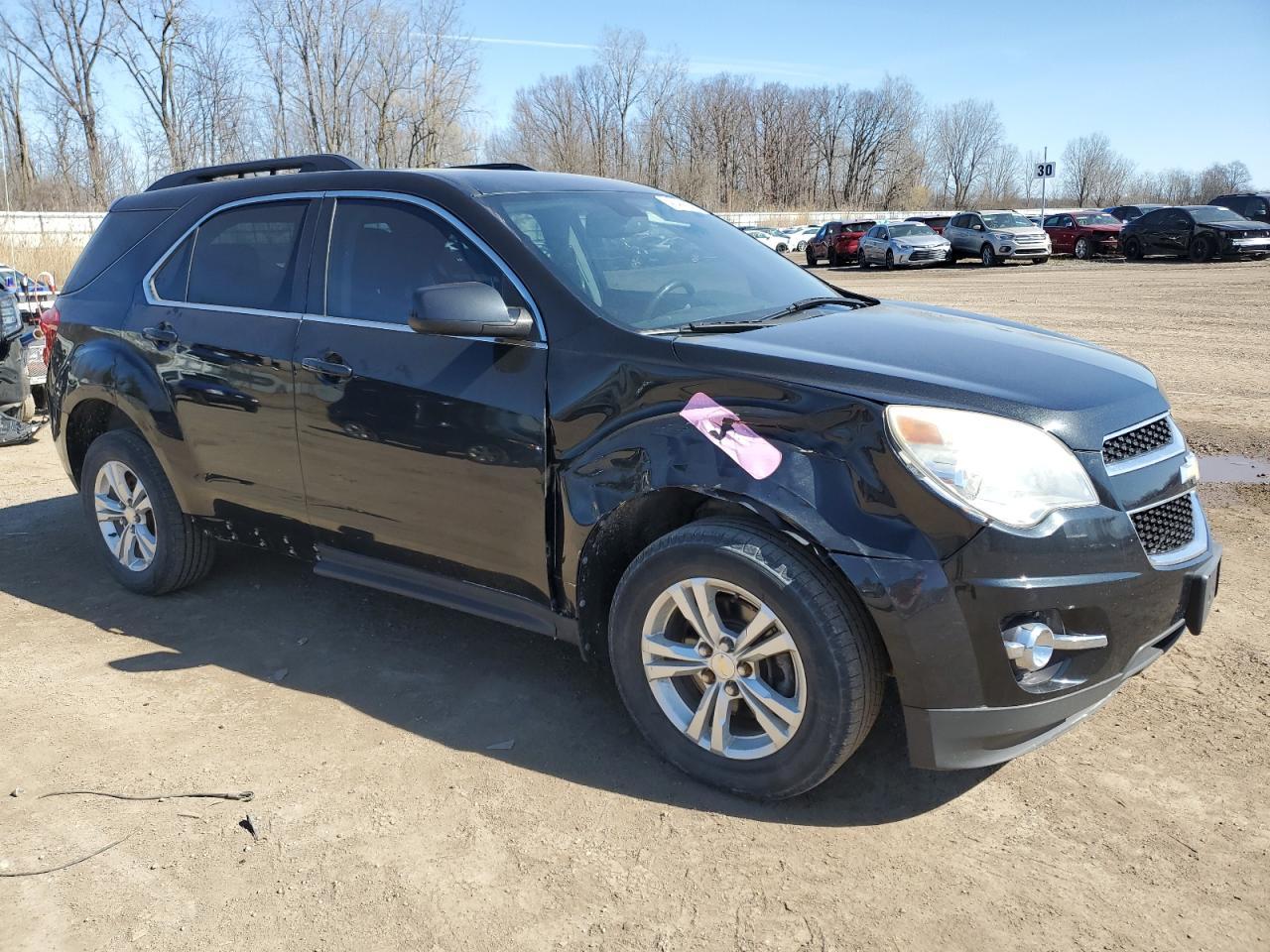 2011 CHEVROLET EQUINOX LT - Image 4