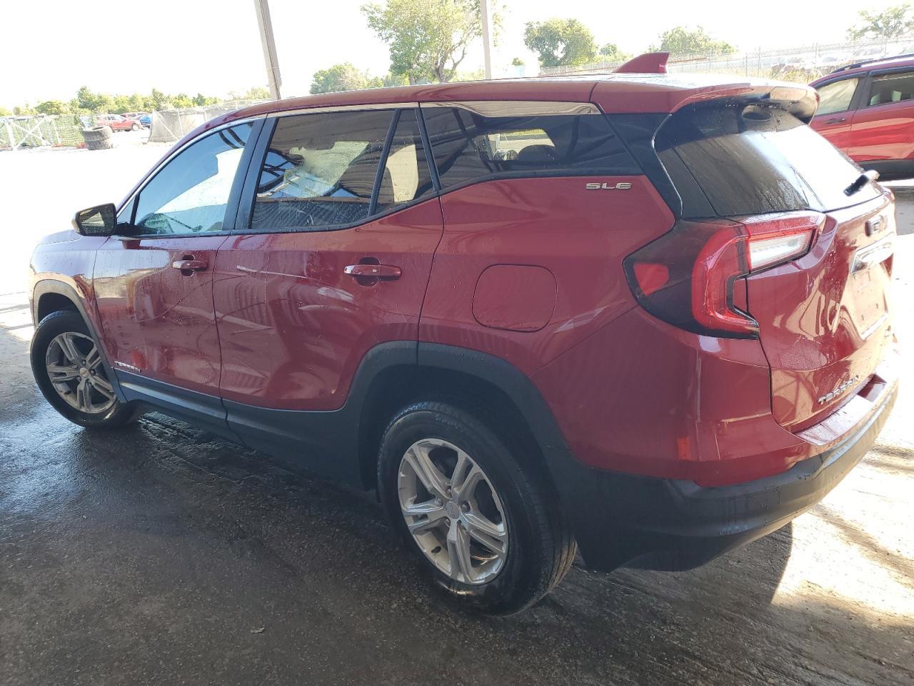 2023 GMC TERRAIN SL - Image 2