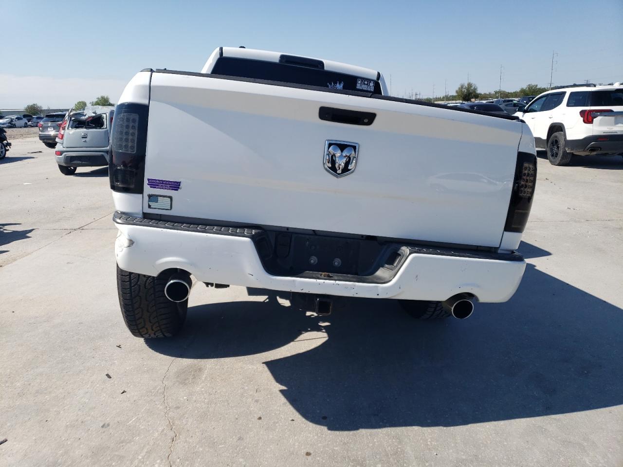 2015 RAM 1500 ST - Image 6